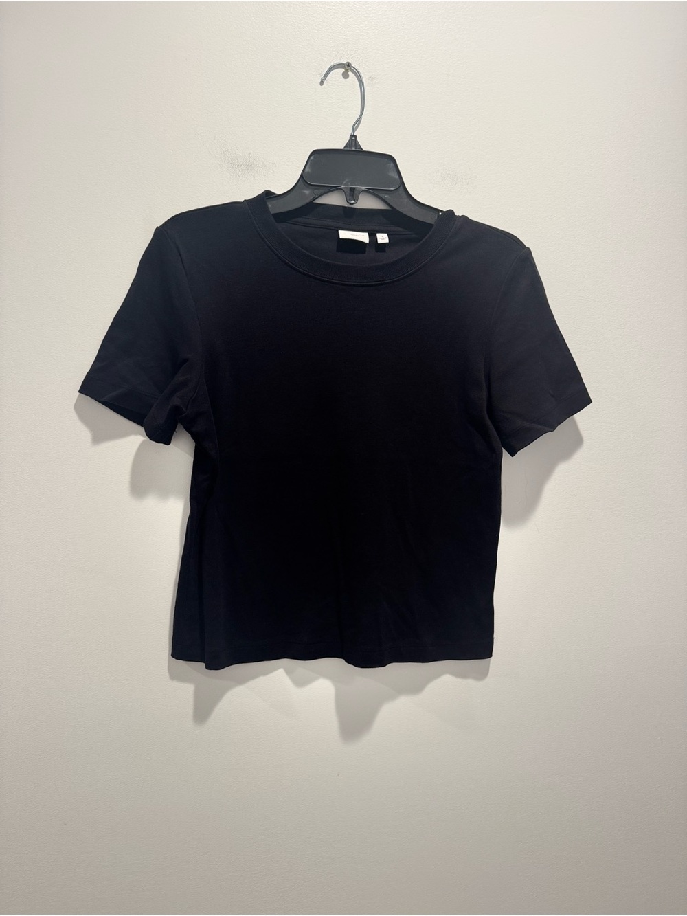 Babaton by Aritzia Classic Black Crewneck Women's Tee